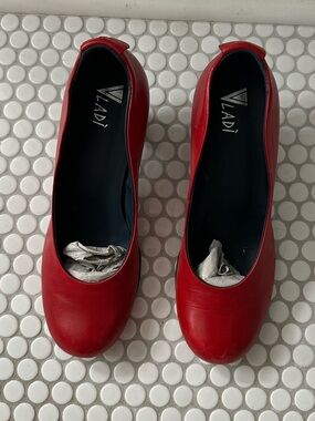 Italian Red Women's Round-Toe Heels 👠